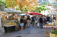 Les marchés aux couleurs et odeurs de Provence